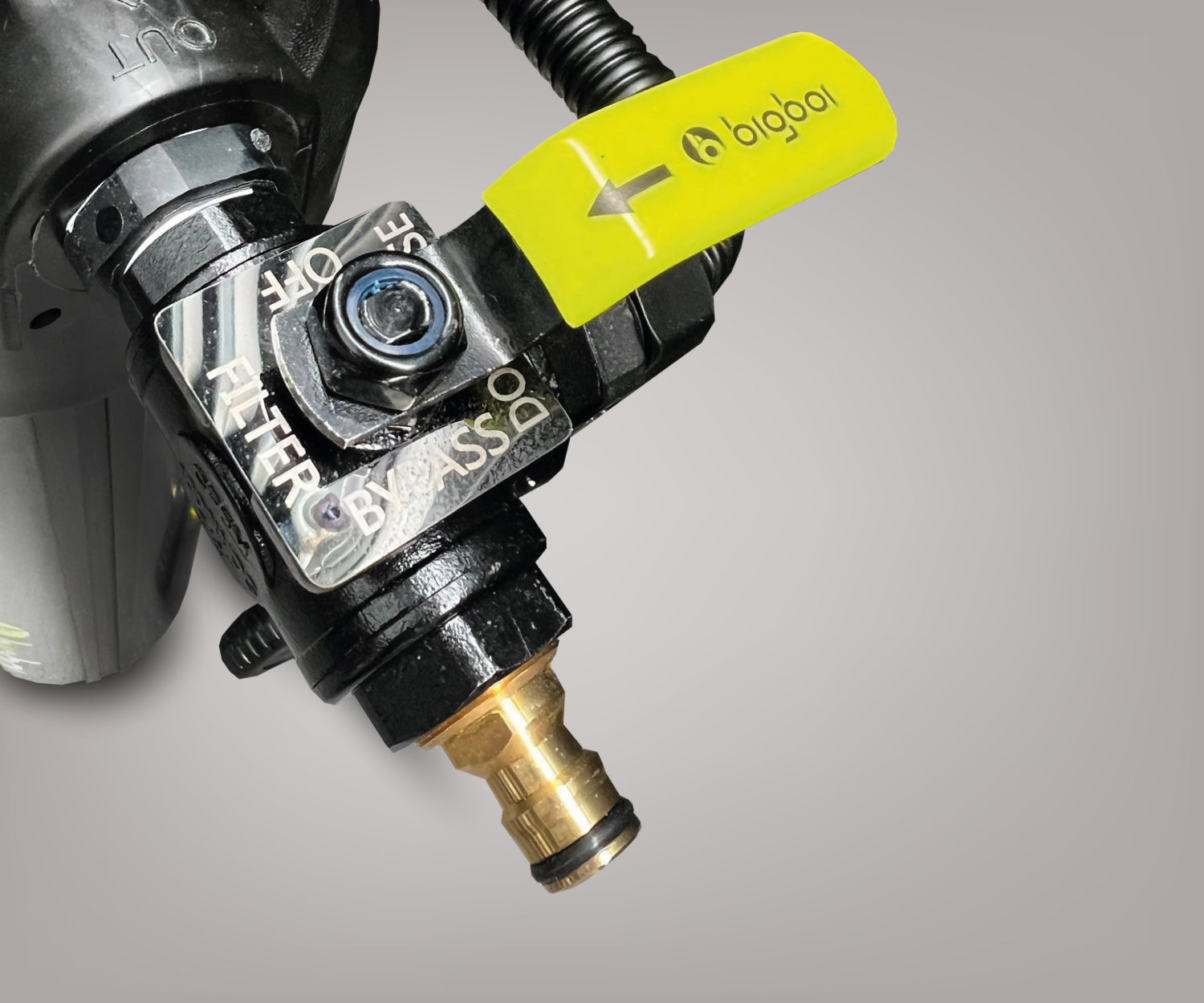 D-IonizR Water Filtration Set - Water Outlet