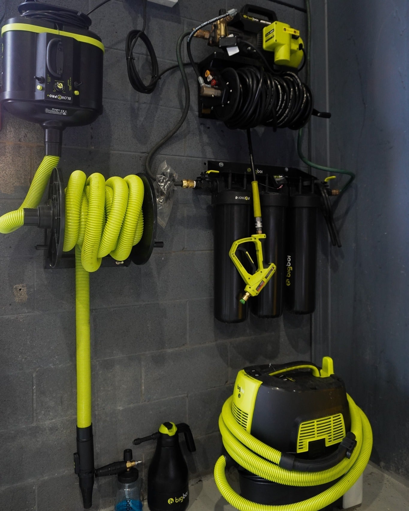 Osman Racing’s Ultimate Garage Setup